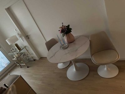 Nur für EINE Person ! 2-Zimmer-Apartment in Obermenzing