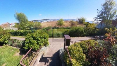 DIREKT AM YACHTHAFEN