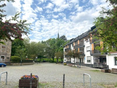 Stilvoll. Barrierefrei. Zuhause. moderne 2-Zimmer-Wohnung mit Loggia am Severinusplatz in Eilendorf