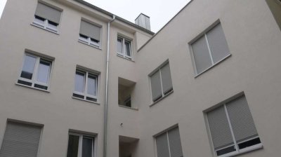 Moderne 2 1/2 Zimmer Loftwohnung mit Dachterasse