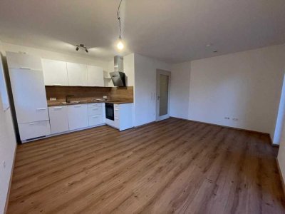 Neubau 3-Zimmer-Erdgeschosswohnung Landshut/Berg