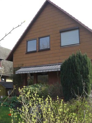HH-Schnelsen  besonderes Zweifamilienhaus  für nur 699.888,-€