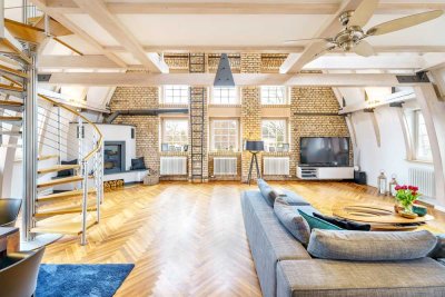 LUXURIÖSES PENTHOUSE IM GRÜNEN