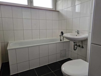 2-Zimmer-Wohnung Selber renovieren 500 € als Gutschein kassieren