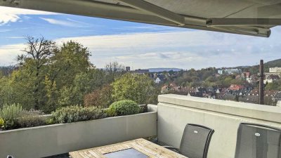 Toller Panoramablick: Hochwertige 2-Raum-Wohnung mit großer Terrasse