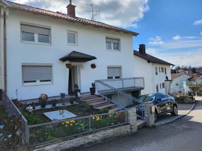Charmantes Reihenhaus mit 4,5 Zimmern in Wurmannsquick