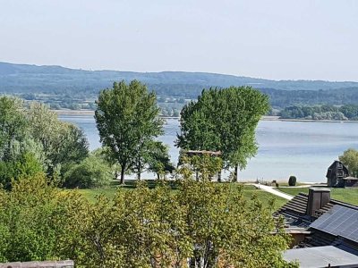 3-Zimmer-Dachgeschosswohnung mit EBK in Gaienhofen-Gundholzen