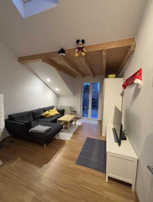 Traumhafte 2,5-Zimmer-Dachgeschosswohnung in der Altstadt mit Echtholzhighlights