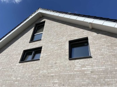 Neubau | Exklusive Doppelhaushälfte zu vermieten | Hövelhof