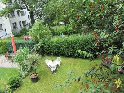 Altbauwohnung mit Terrasse und Gartennutzung