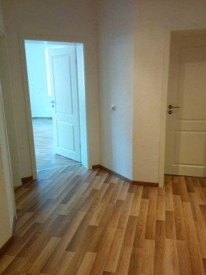 +++Wunderschöne 3 R.-Whg.+tolles Bad+hochwertig saniert+Vermietung direkt vom Eigentümer!+++