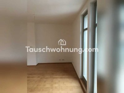 Tauschwohnung: Schön renovierte Wohnung mit sonnigem Balkon und Wohnzimmer.