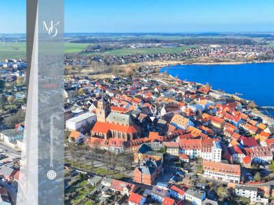 Historisches Fachwerkhaus mit vielseitigem Nutzungspotenzial // 2 WE + 1 Gewerbe // Wolgast