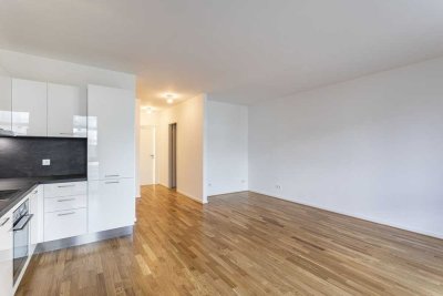 Ab Oktober: Moderne 3 Zimmer Wohnung mit EBK & Wanne
