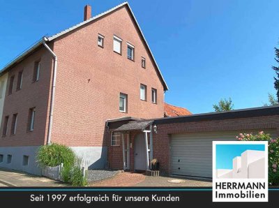 Großzügige Doppelhaushälfte mit 2 Wohneinheiten in sehr ruhiger Lage