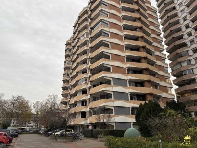 Großzügige 4-Zimmer-Wohnung mit drei Loggien und optimaler Raumaufteilung in Zollstock !