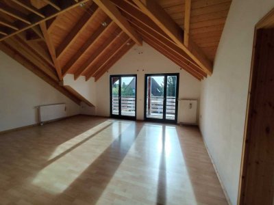 Individuelle  3 Zimmer-Wohnung im Zweifamilienhaus