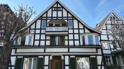 ENSEMBLE: ZWEI WOHNUNGEN IM HISTORISCHEM AMBIENTE !!!