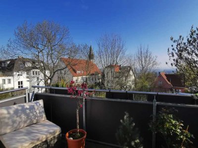 DEGERLOCH: Tolle Dachgeschoss-Maisonette-Wohnung in Aussichtslage
