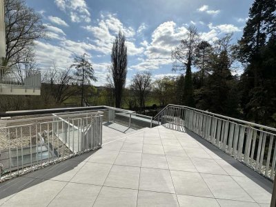 Exklusive Dachterrassenwohnung mit Panoramablick direkt am Naturschutzgebiet in Fürth-Dambach