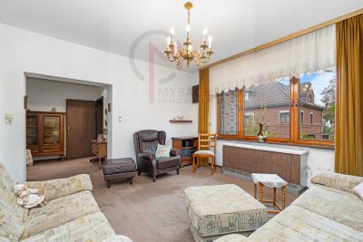 Großer Garten, große Möglichkeiten: Wohnhaus mit Umbauoption zum Zweifamilienhaus