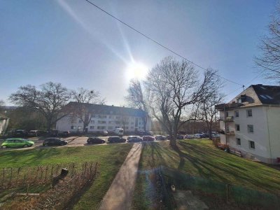 2 Zimmer Wohnung mit  Balkon in Koblenz-Niederberg  01.05./15.05.26