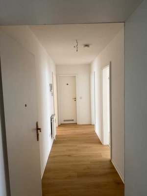2 Zimmer-Wohnung mit EBK