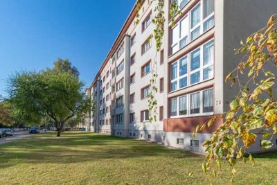 Die Uni um`s Eck und die City ganz nah, Park inklusive…