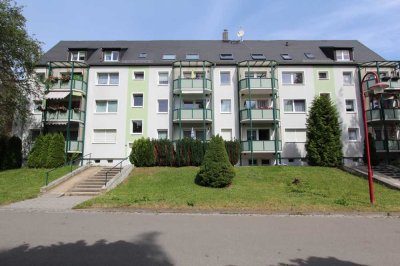 **3 Zimmer Wohnung m. Balkon in begehrter Lage**
