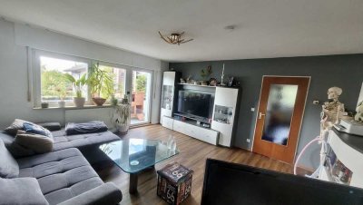 Schöne 2 Zimmer Wohnung mit Balkon Ettlingen Oberweiher