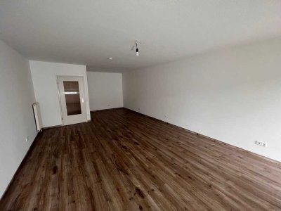 *Bezugsfrei* 1.10.25 - 1 Zimmer Wohnung im Loft-Stil