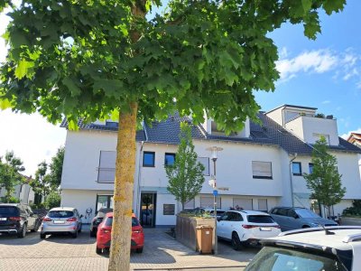 Moderne 3-Zimmer-Maisonette-Wohnung mit geh. Innenausstattung mit EBK in Schwetzingen