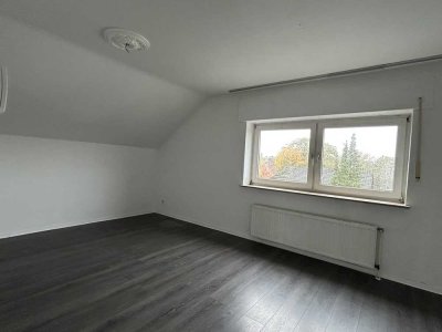 Helle und geräumige 4-Zimmer-Wohnung im Dachgeschoss – Ihr neues Zuhause in Dorsten