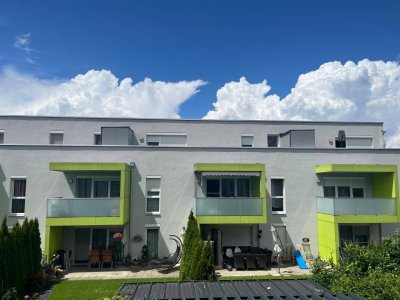 Moderne 2-Zimmer-Wohnung mit sonnigem Eigengarten!