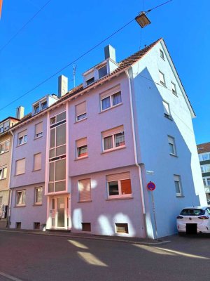 Renovierungsbedürftige Wohnung in der Fußgängerzone von Heilbronn