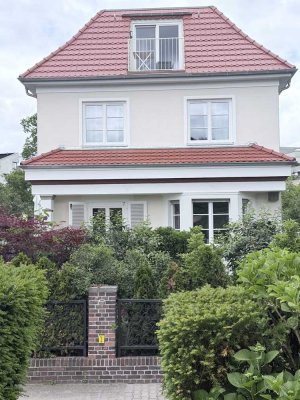 EFH in einer Privatstrasse direkt am Scharfe Lanke Energieausweis A