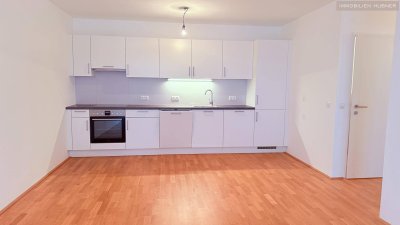 AB SOFORT! Familienwohnung, 3 zentrale Zimmer, Wohnfläche 91m2 inklusive Loggia/ AUCH WG tauglich!