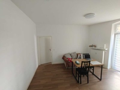 Helle, ruhige 2-Zimmer-Wohnung mit Terrasse – 45 m² – gute Lage