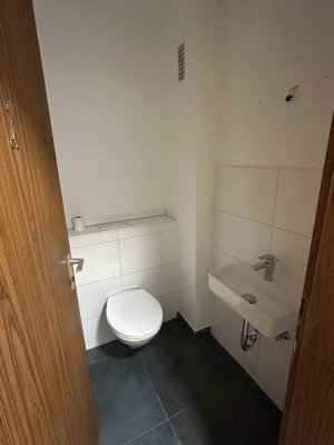 Erstbezug nach Renovierung: attraktive 3-Zimmer-Wohnung mit EBK und Balkon in Reutlingen