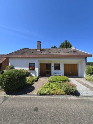 Ruhig gelegenes Einfamilienhäuschen mit großem Garten