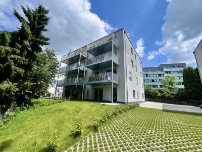 Wunderschöne, hochwertige 4 Zimmer Wohnung mit Traumblick ins Grüne