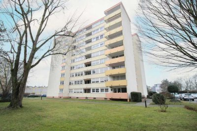 Helle 4,5-Zimmer EG-Wohnung mit Balkon und PKW-Freistellplatz