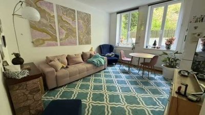 Helle 3-Zimmer-Wng mit EBK und Terrasse