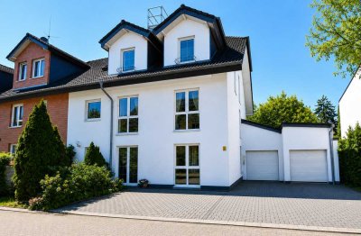 Gepflegt & modern: Barrierefreie 3-Zi-Gartenwhg.! Terrasse! Eigener Stellplatz! Nähe Hallenbad!