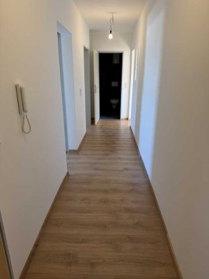 Zentral gelegene Dachgeschosswohnung mit 2 Balkonen
