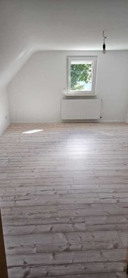 Saniertes 5-Zimmer-Einfamilienhaus mit EBK in Kaiserslautern Mölschbach
