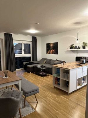 Freundliche und gepflegte 1,5-Raum-Wohnung mit Balkon und EBK in Herzogenaurach