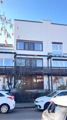 Die Möglichkeit in Aschheim für Ihre Familie - tolles Haus mit Split Level