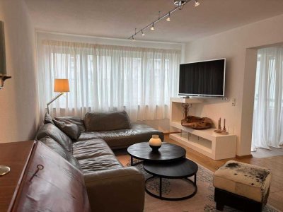Möblierte Wohnung mit Balkon und Garage