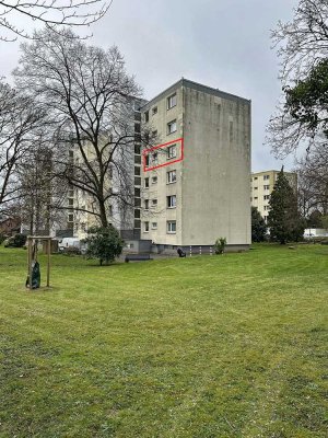 Stilvolle, gepflegte 2-Zimmer-Wohnung mit Balkon in Köln Zündorf